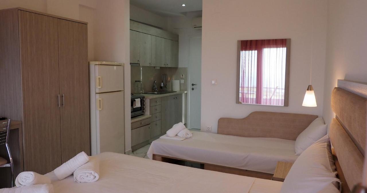 Valiant Sea Aparthotel Kriopigi Esterno foto
