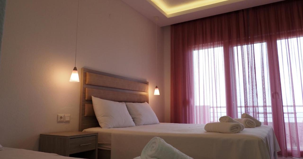 Valiant Sea Aparthotel Kriopigi Esterno foto