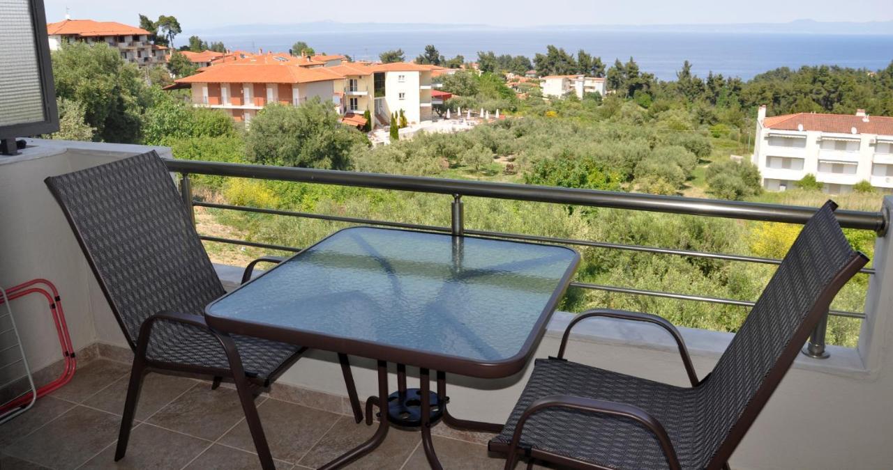 Valiant Sea Aparthotel Kriopigi Esterno foto